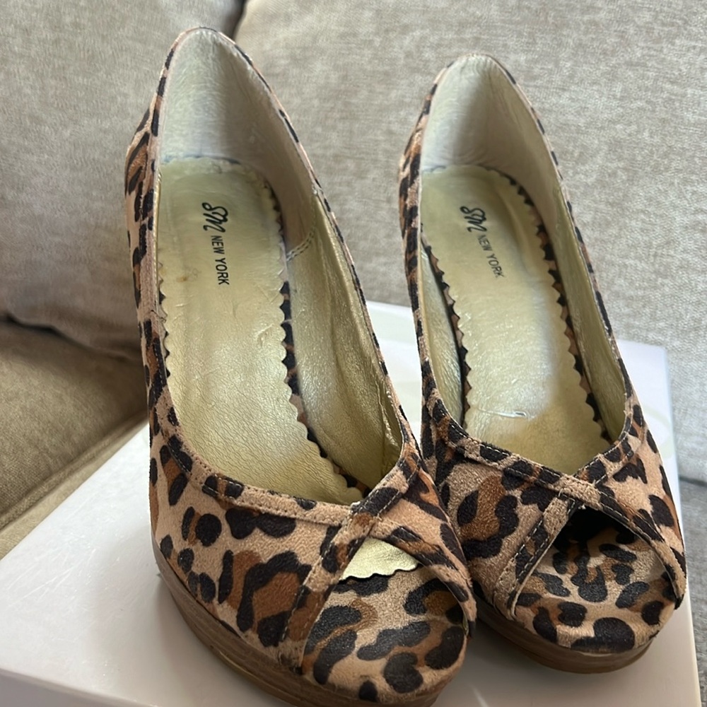 Leopard open toe heels